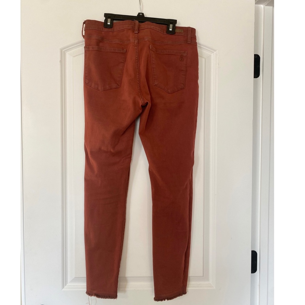 Rust Stretch Jeans - Picture 3 of 5